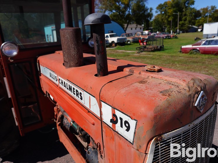 1962-allis-chalmers-d19-image-14