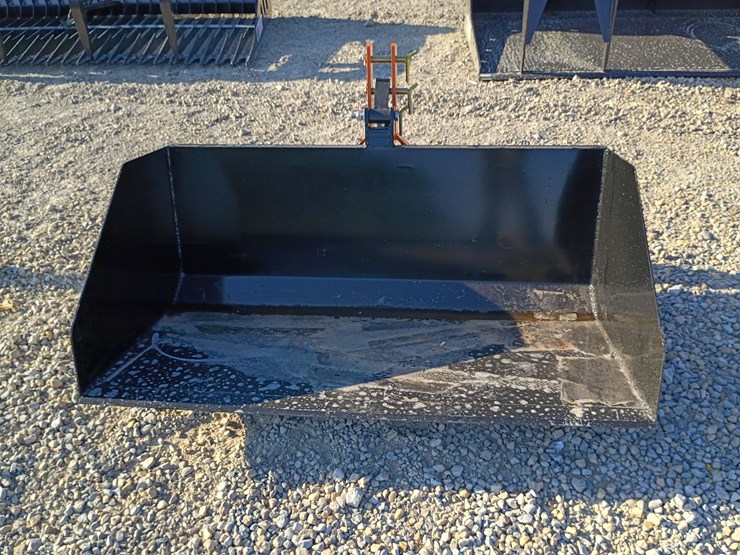 #l39-089-•-wolverine-3-point-47"-bucket-image-1
