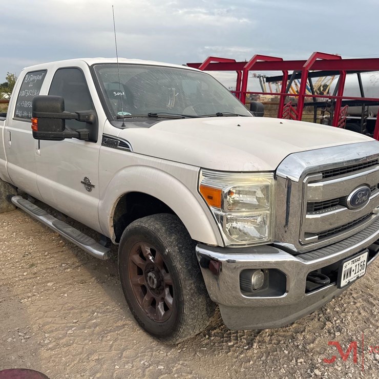 2013 FORD F250 LARIAT