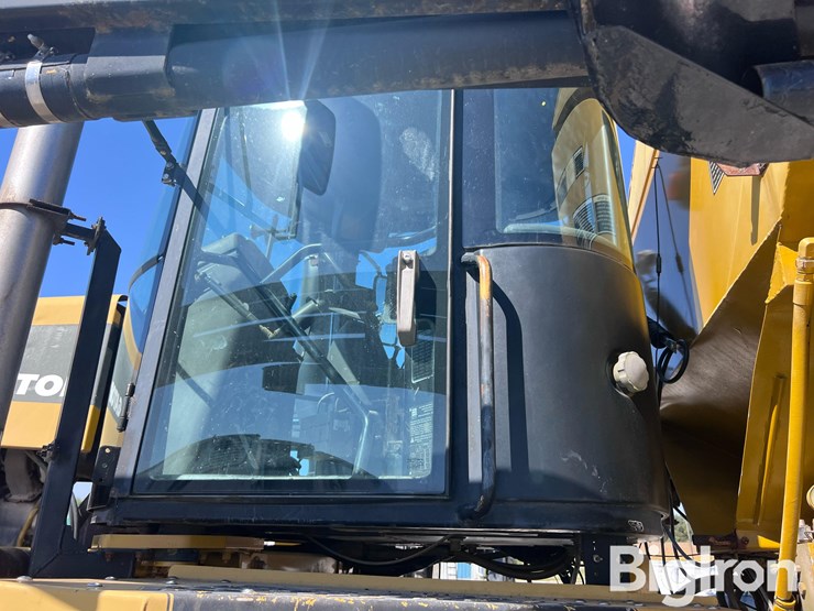 ag-chem-terra-gator-8104-image-13