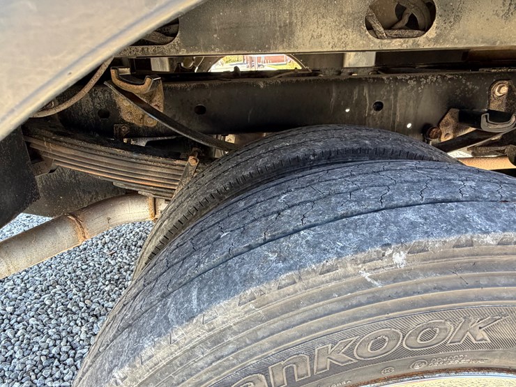 2017-ford-f450-xl-image-14