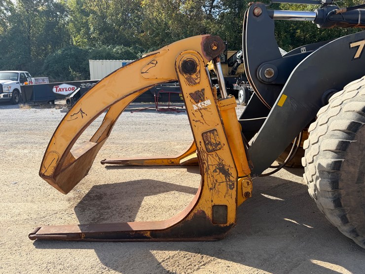 deere-724k-image-11
