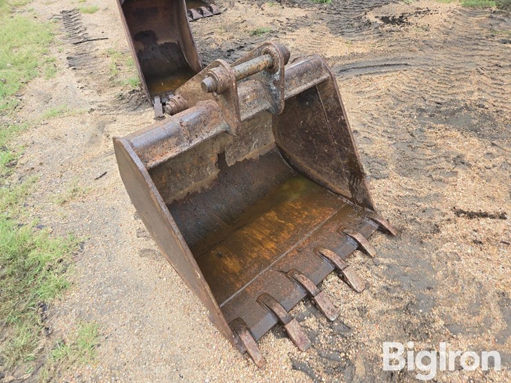 jcb-215s-image-3