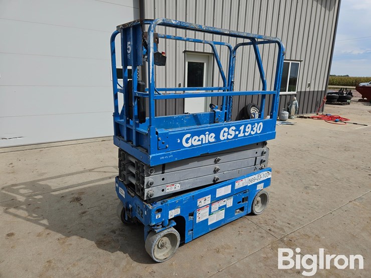 2016-genie-gs1930-image-2