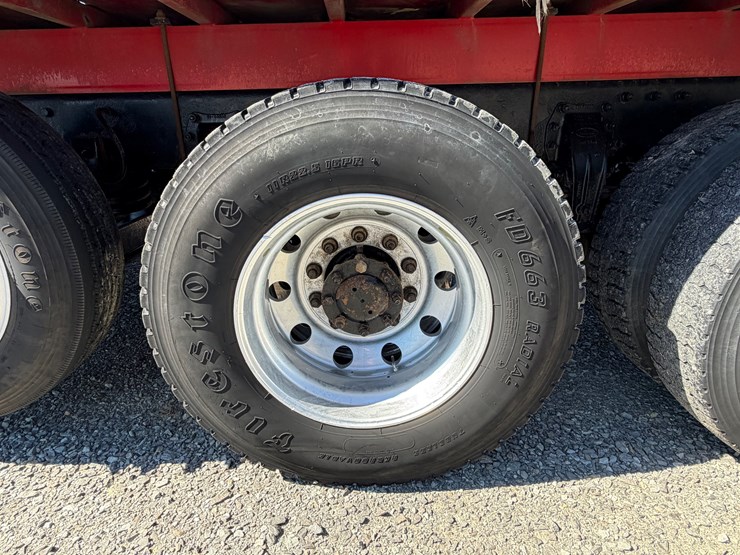#29386-•-peterbilt-quad-axle-flatbed-truck-image-11