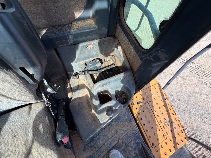 deere-724k-image-33