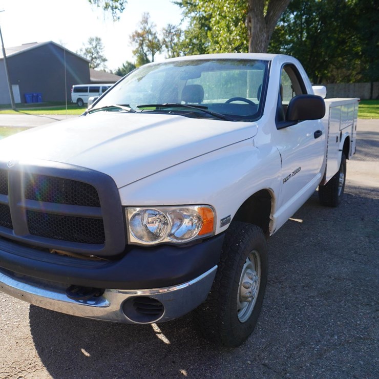 2005 DODGE RAM 2500