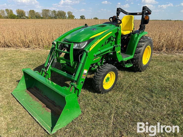 2014-john-deere-3039r-image-9
