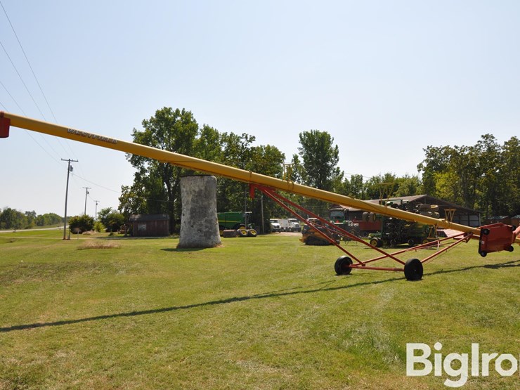 westfield-mk100-71-10"x71'-swing-away-auger-image-5