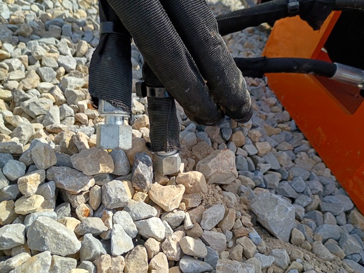 #l39-008-•-wolverine-hydraulic-clamp-excavator-attachment-(8t)-image-6