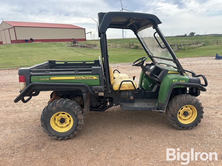 2012-john-deere-gator-image-4