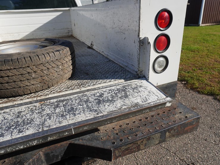 2005-dodge-ram-2500-image-10