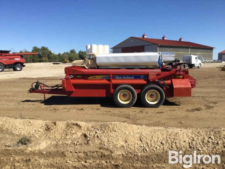 2015-new-holland-195-image-8