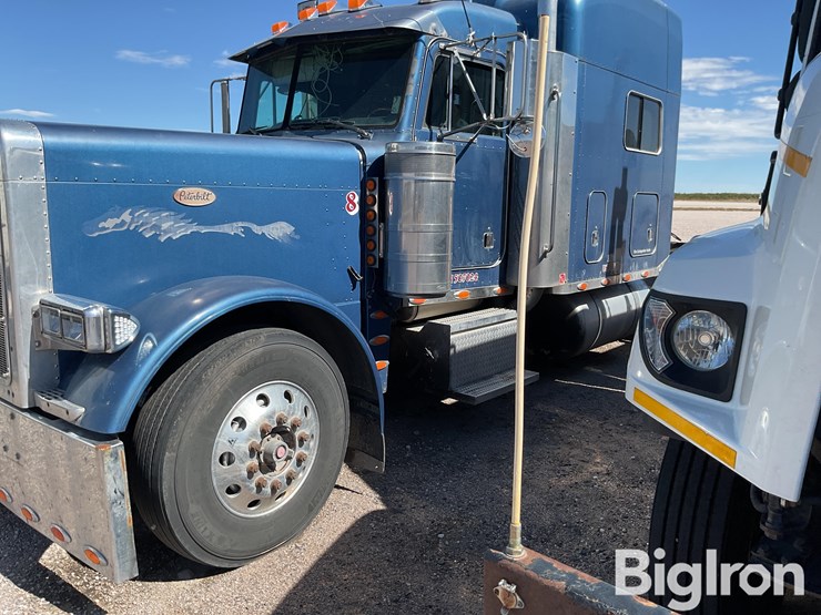 2000-peterbilt-379-image-8
