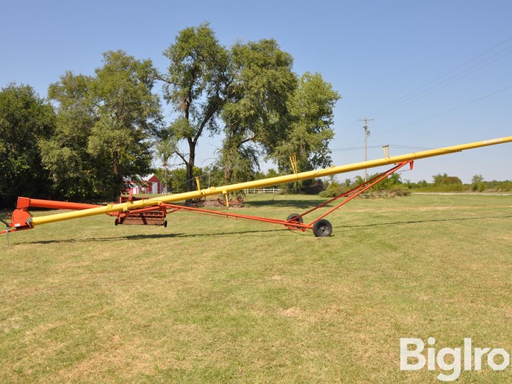 westfield-mk100-71-10"x71'-swing-away-auger-image-8