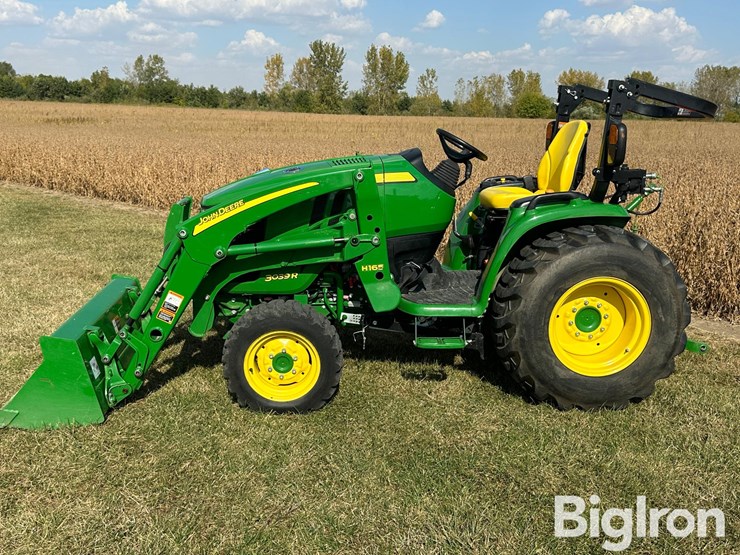 2014-john-deere-3039r-image-8