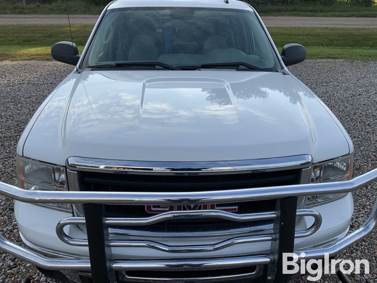 2010-gmc-sierra-1500-sle-image-11