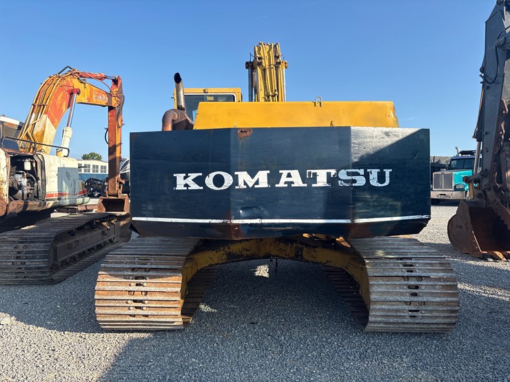 komatsu-pc220-lc-3-image-4