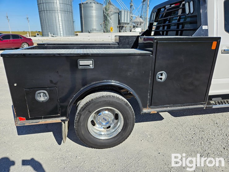 2018-ford-f350-image-10
