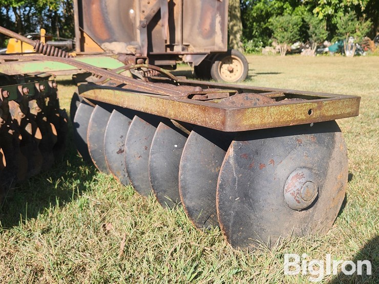 john-deere-8-image-14