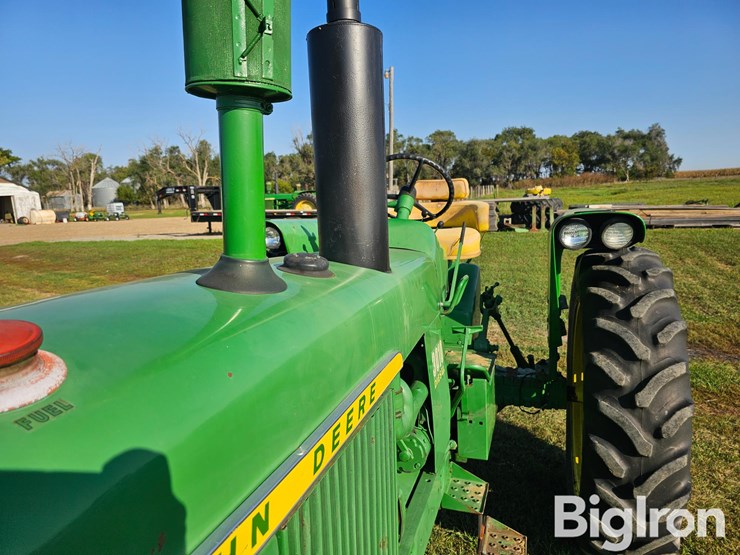 1961-john-deere-3010-image-12