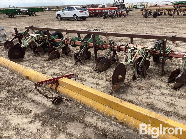 john-deere-28-image-6