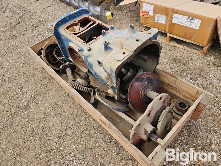 ford-8000-image-3