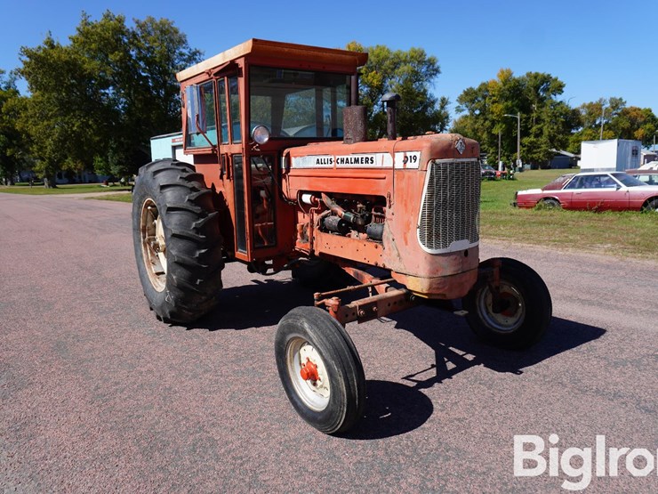 1962-allis-chalmers-d19-image-3