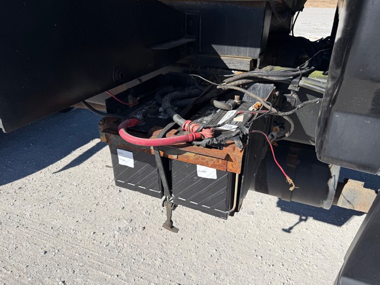 ford-f700-image-13
