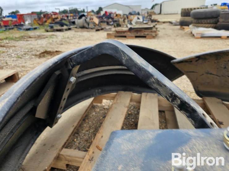 new-holland-40-image-11