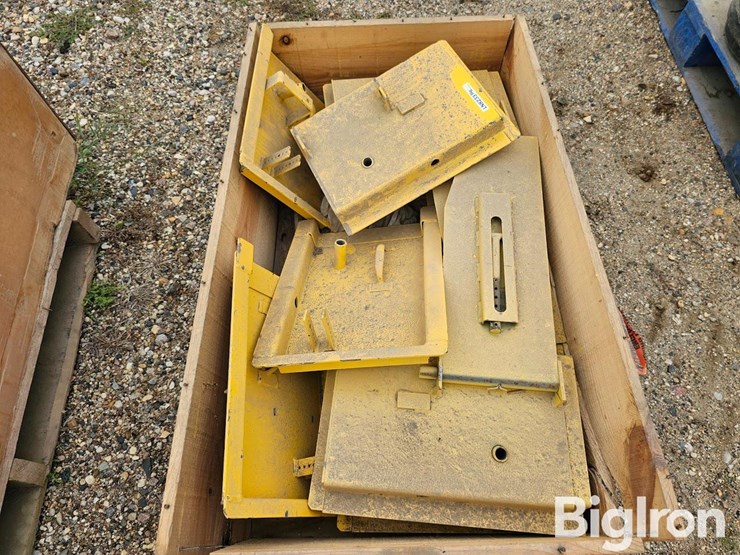 new-holland-tr98-image-4