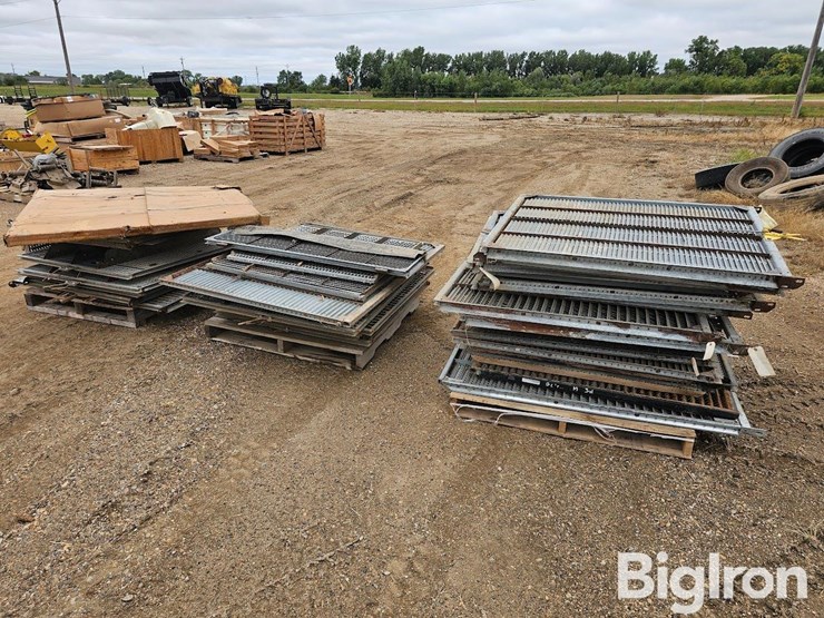 new-holland-25-image-1