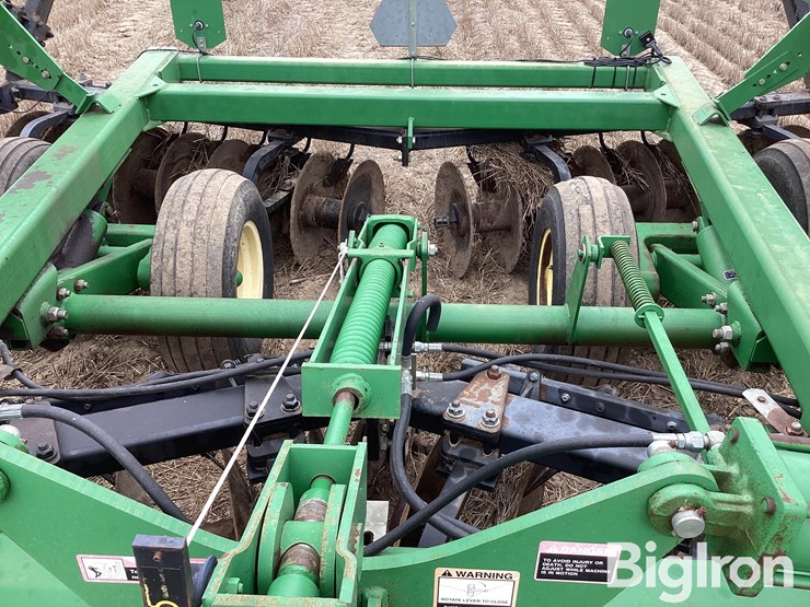 john-deere-637-image-18