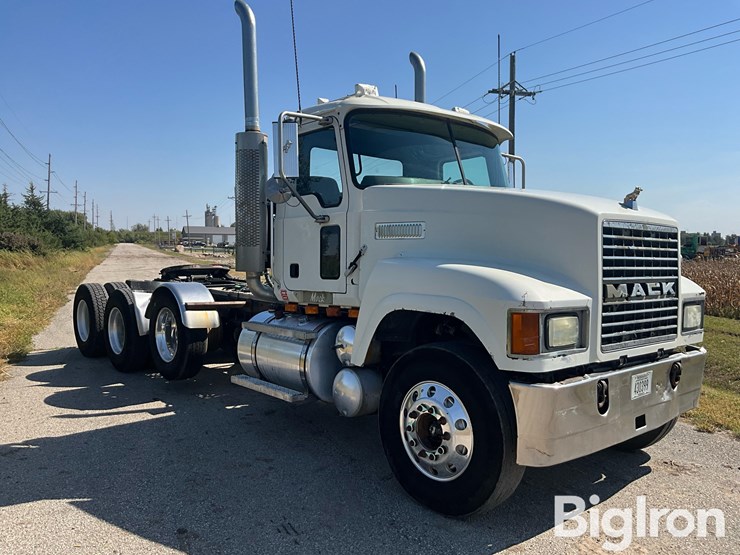 2007-mack-chn613-image-3