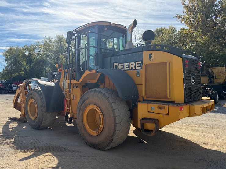 deere-724k-image-6