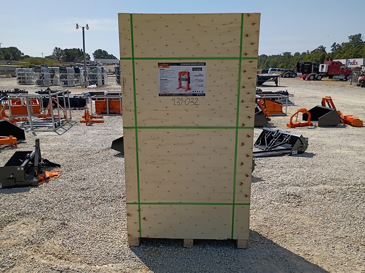 #l39-032-•-landhero-50-ton-shop-press-image-1