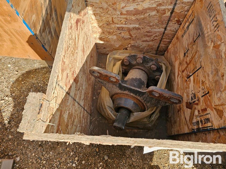 new-holland-200-image-6