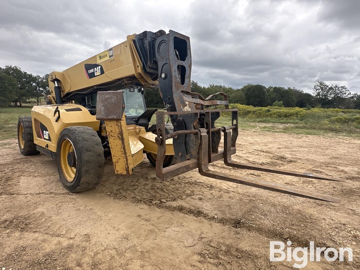 2014-caterpillar-tl1055c-image-3