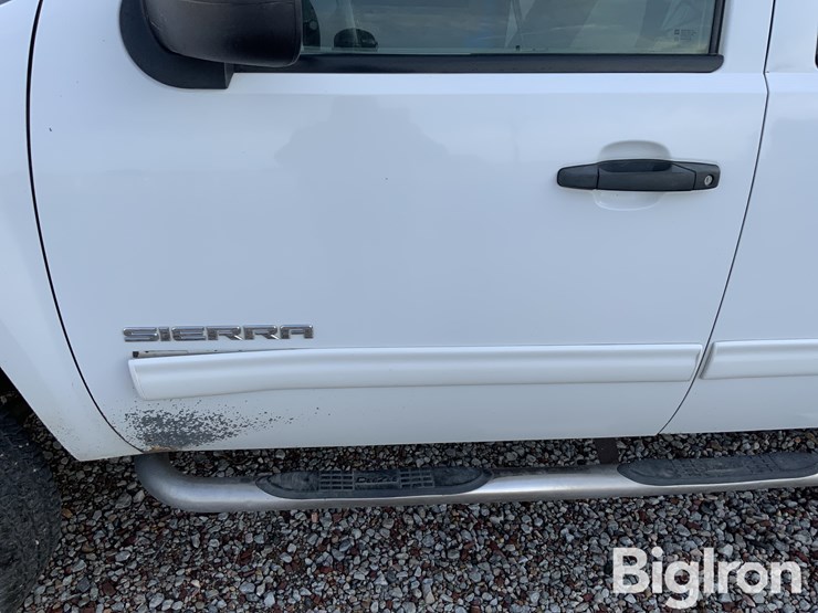 2010-gmc-sierra-1500-sle-image-16