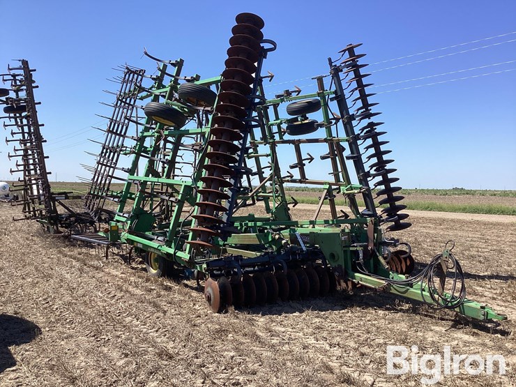 john-deere-726-image-3