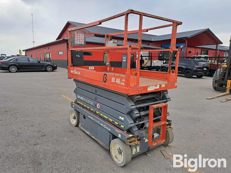 2013-skyjack-sjiii4632-image-3
