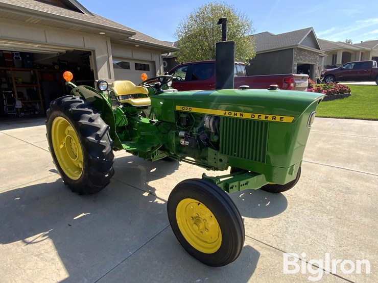1971-john-deere-1020-image-3
