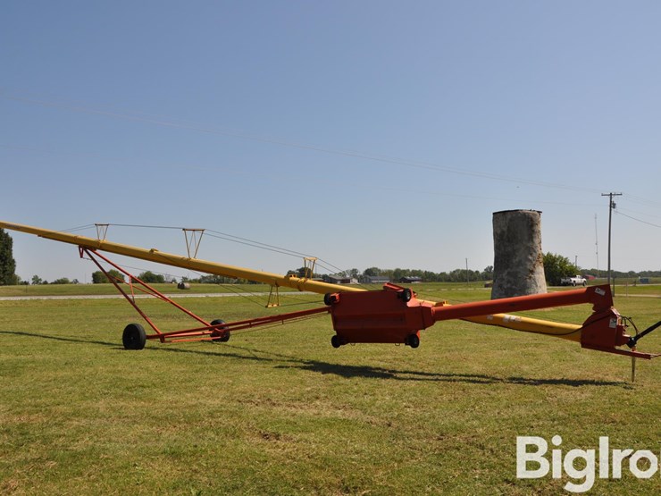 westfield-mk100-71-10"x71'-swing-away-auger-image-3