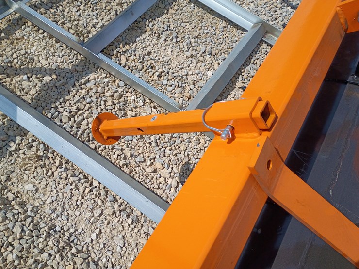 #l39-001-•-wolverine-3-point-roller-w/-spikes-image-7