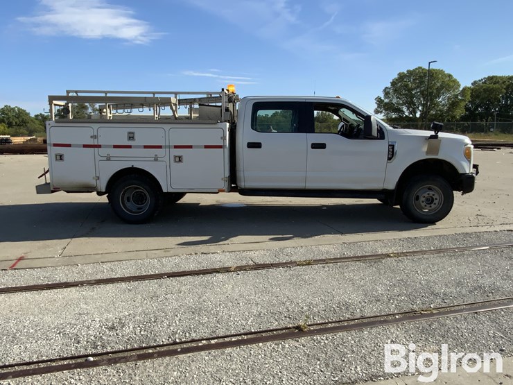 2017-ford-f350-xl-image-4