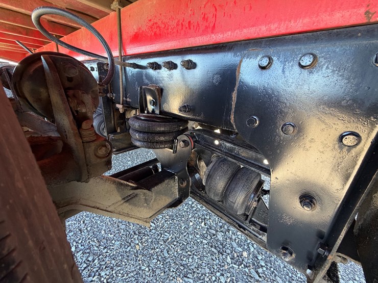 #29386-•-peterbilt-quad-axle-flatbed-truck-image-30