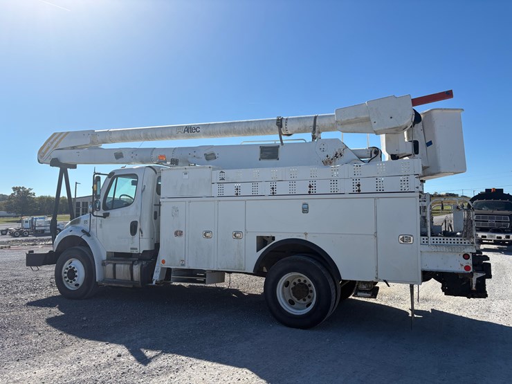 #29360-•-freightliner-m2-single-axle-bucket-truck-image-5