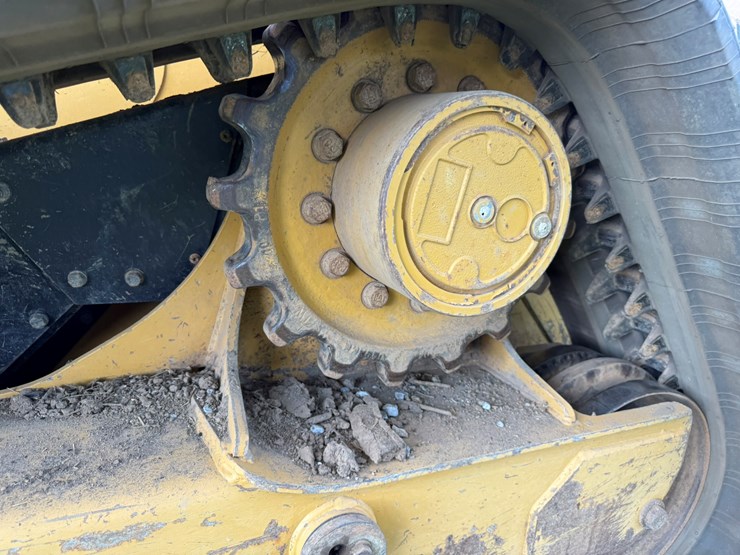 2021-caterpillar-299d3-xe-image-10
