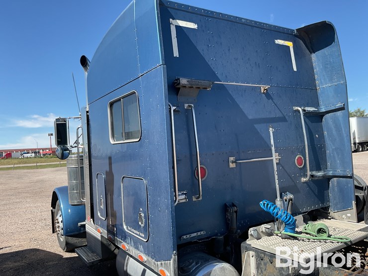 2000-peterbilt-379-image-19