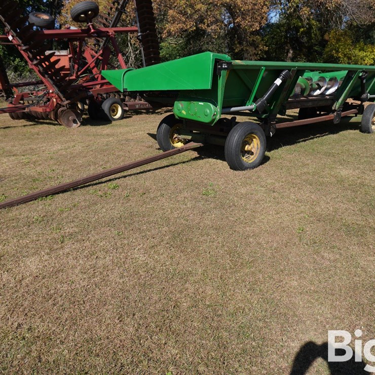 JOHN DEERE 893